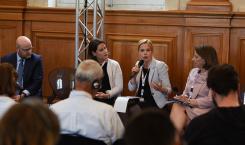 Debate Europe/United States:  Alexandra De Hoop Scheffer