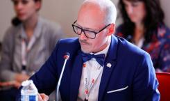 Débat Rôle des autorités locales et régionales dans la construction de la paix? Thomas ANdersson