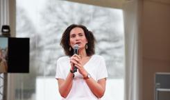 Le Projet Imagine, media for peace: Frédérique Bedos