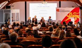 Débat - L'éducation, facteur de paix