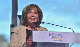 Nicole Gnesotto : Révolutions technologiques, pour le meilleur ou pour la guerre ?