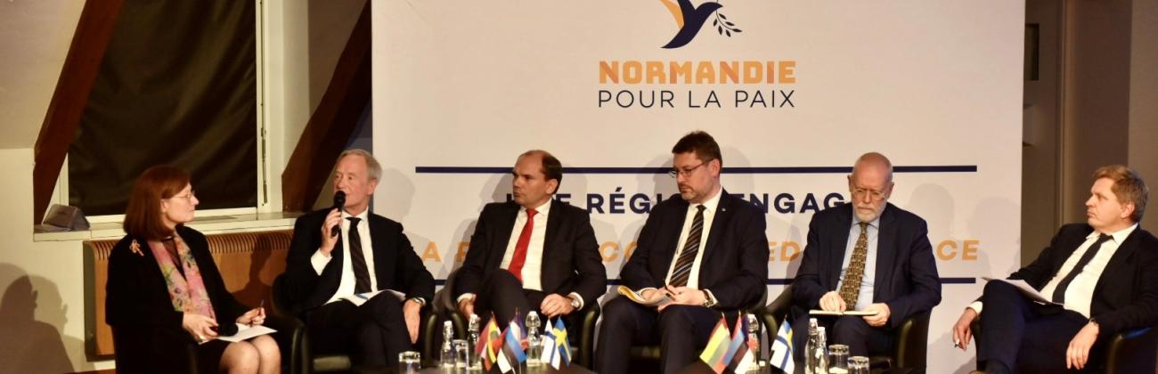 Les invités de la conférence "Avenir et perspectives pour une unité démocratique en Europe"