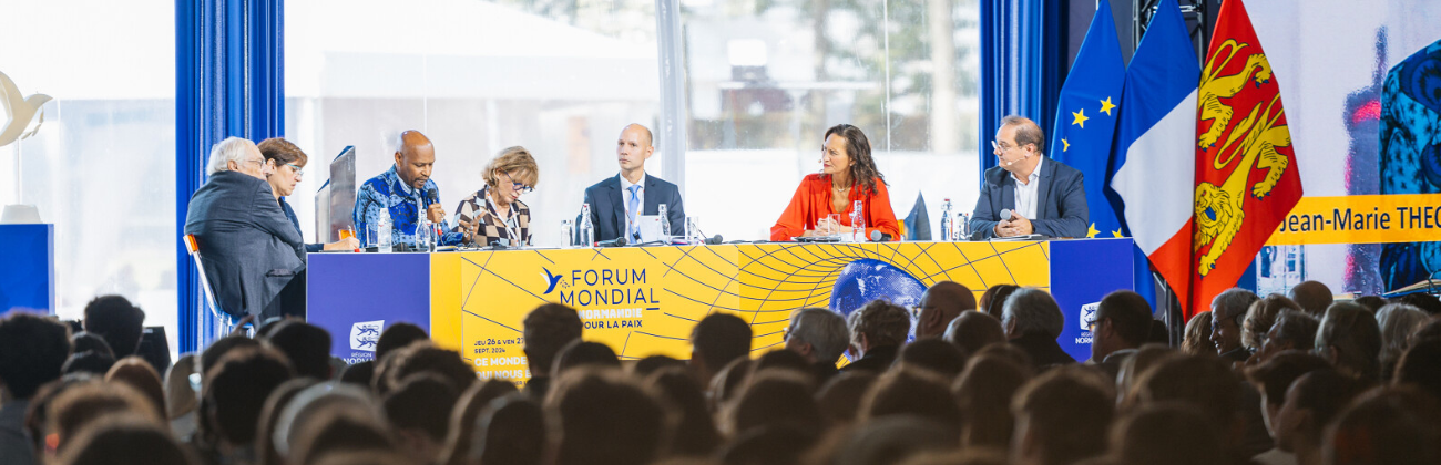 Suivez le Forum mondial Normandie pour la Paix en direct !